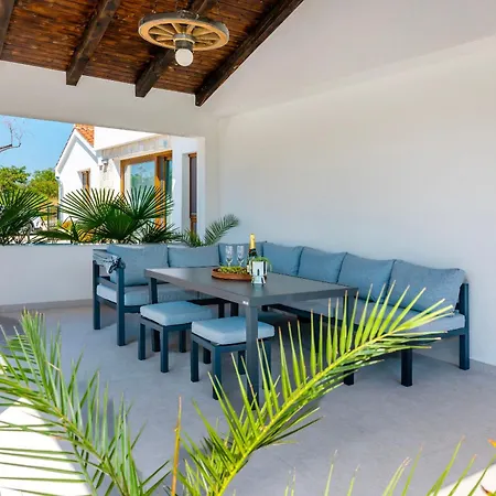 La Meravigliosa Villa *